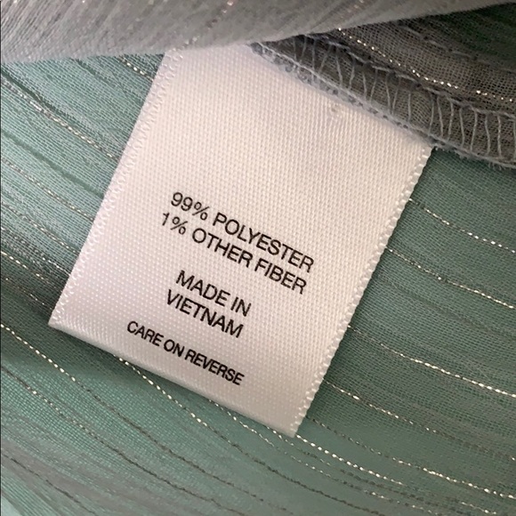 Box 3 NY & Company Large Sleeveless Blouse Sheer - Picture 5 of 5